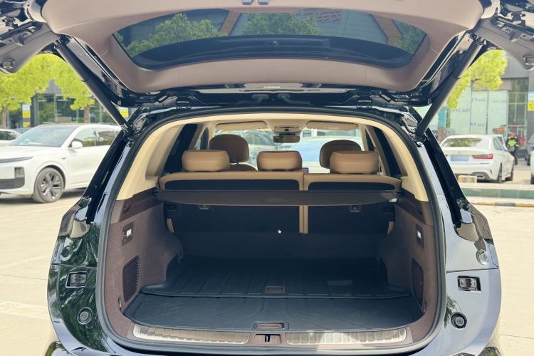 Used Hima AITO M7 2024 1.5T Intelligent Drive 4WD Ultra Version 5 Seats
