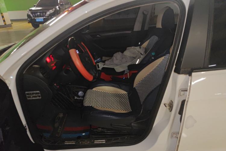 Used Volkswagen Jetta 2015 Value Edition 1.6L Manual Fashionable Style