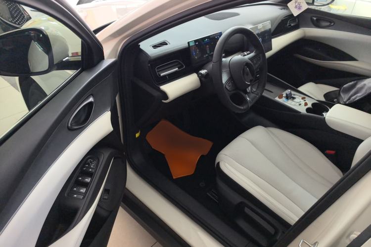 Used BYD Seal 06 New Energy 2024 DM-i 80KM Luxury Model Driver Seat