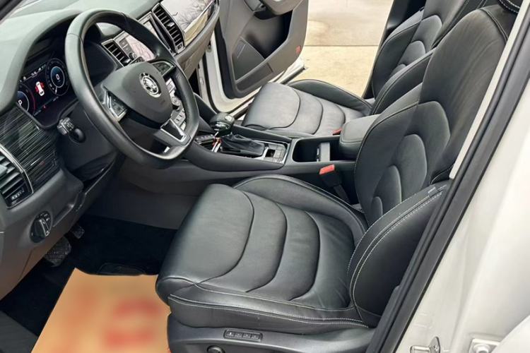 Used Skoda Kodiaq 2019 Facelifted TSI330 5-Seater Two-Wheel-Drive Luxury Enjoyment Edition China VI Standard
