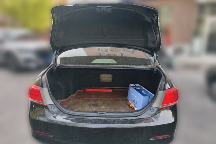 Used Toyota Camry 2013 200G Classic Luxury Edition Trunk