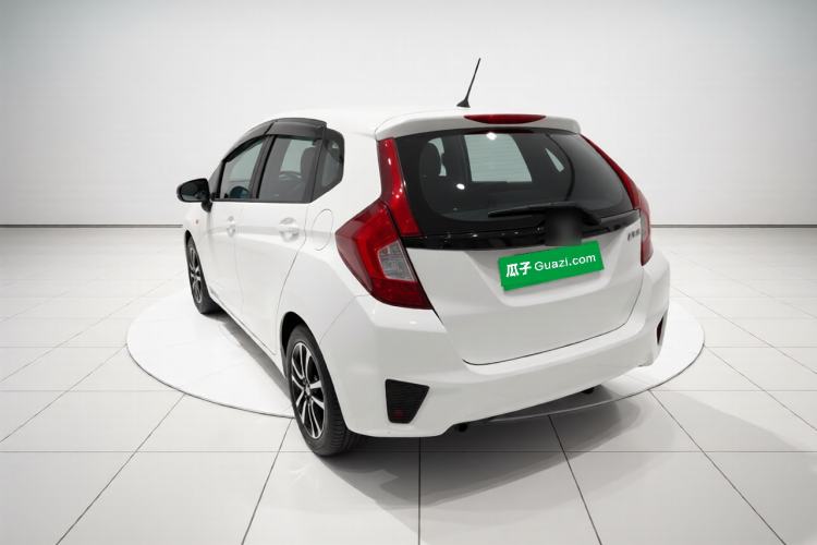 Used Honda Fit 2016 1.5L LX CVT Comfort Model Exterior 2