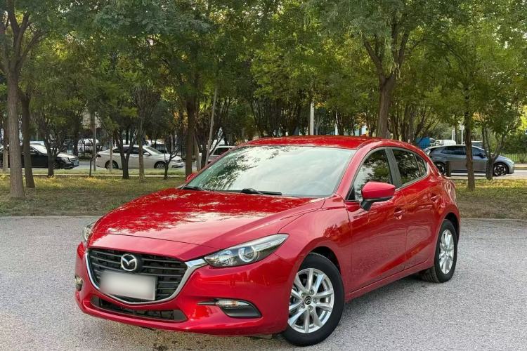 Used Mazda 3 Axela 2019 Cloud-Control Edition Hatchback 1.5L Automatic Comfort Model China VI Standard