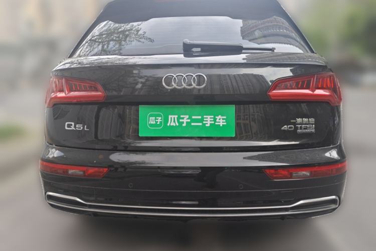 Used Audi Q5L 2018 40 TFSI Prestige Fashion Edition China VI Rear