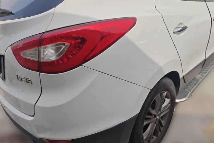 Used Hyundai ix35 2015 2.0L Automatic 2WD Smart Type China IV Rear Right 45 Deg
