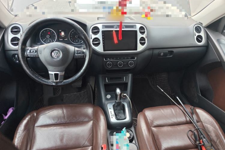 Used Volkswagen Tiguan 2015 1.8TSI Automatic Two-Wheel Drive Luxury Model Center Console