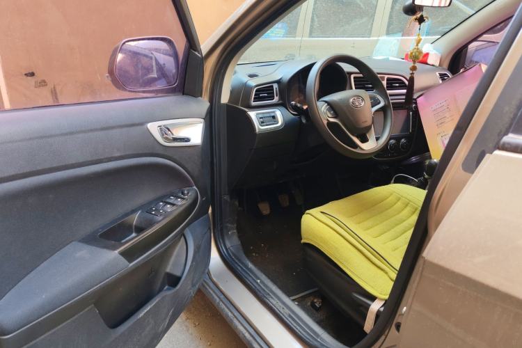 Used FAW Junpai D60 2015 1.5L Manual Standard Edition Driver Seat
