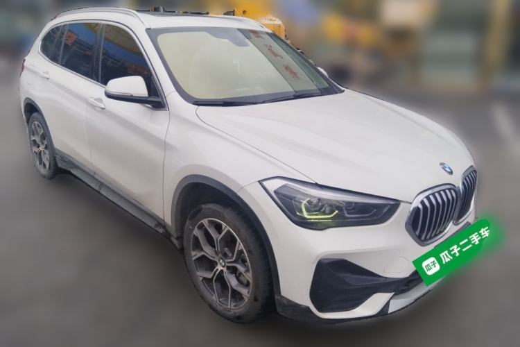 Used BMW X1 2021 Restyled sDrive25Li Leading Edition Front Right 45 Deg