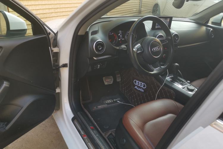 Used Audi A3 2015 Limousine 35 TFSI Millionth Anniversary Intelligent Leading Model