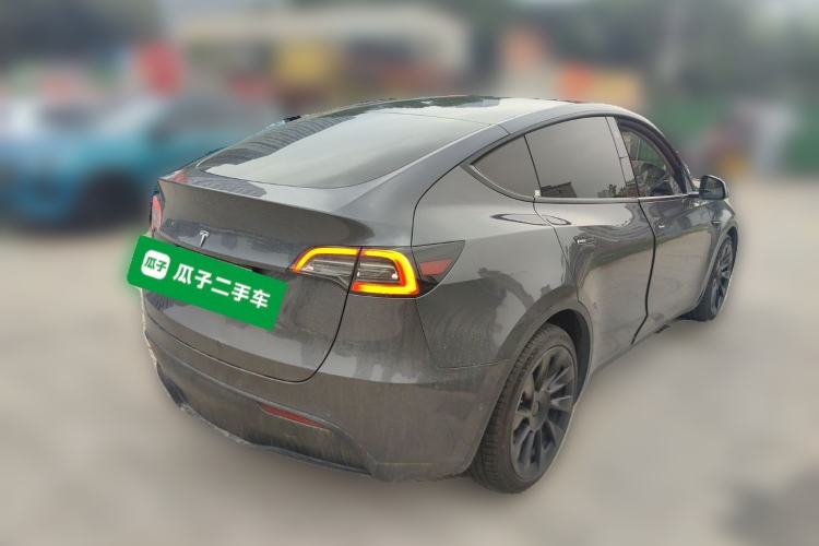 Used Tesla Model Y 2021 Long-Range All-Wheel-Drive Version
