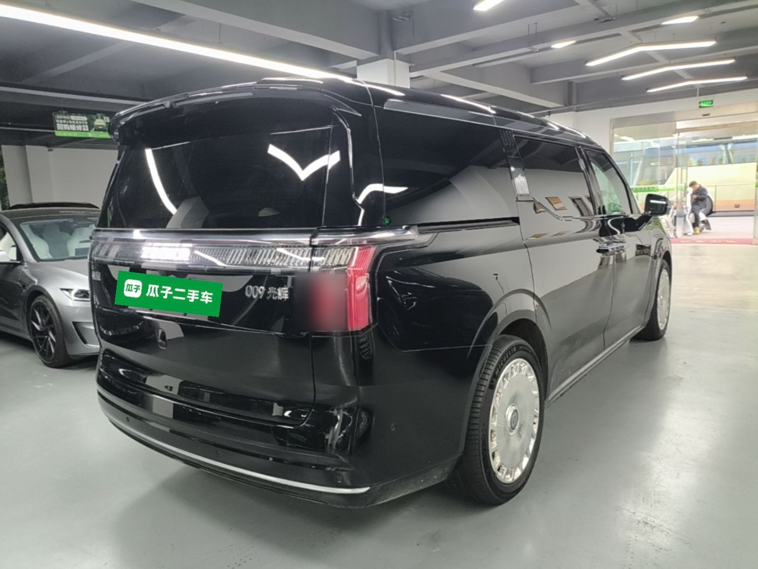 Zeekr 009 2024 GAC Trumpchi — снимка 6