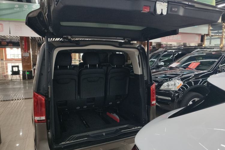 Used Mercedes-Benz V-Class 2017 V 260 L Prestige Extended Edition