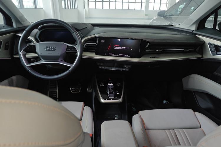 Used Audi Q5 e-tron 2023 40 e-tron Starry Edition Mecha Kit
