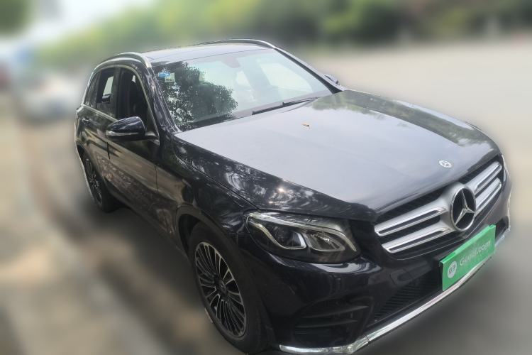 Used Mercedes-Benz GLC 2017 GLC 260 4MATIC Dynamic Edition Front Right 45 Deg