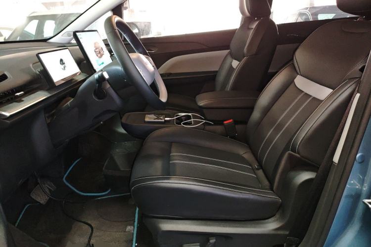 Used Venucia VX6 2025 Large Flat-Layout 520 Pro