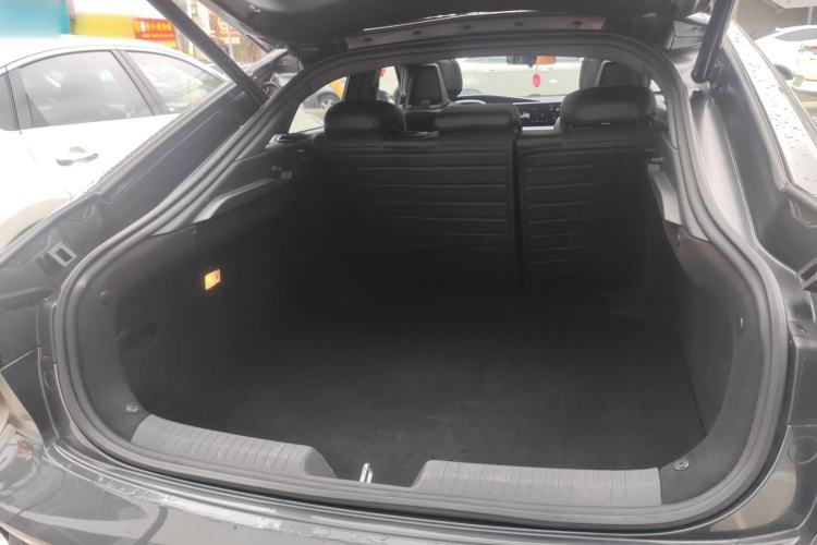 Used Changan UNI-V iDD 2023 ZhiDian iDD 1.5T 113km ZhiKu Model