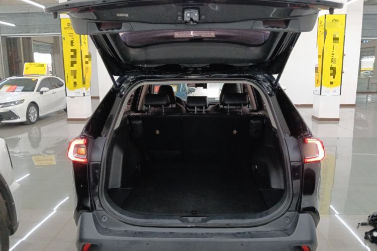 Used Toyota Wildlander 2020 2.0L CVT Two-Wheel Drive Luxury Edition Trunk