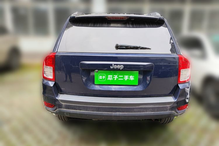 Used Jeep Compass 2012 2.4L four-wheel-drive sport version