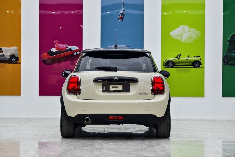 Used MINI MINI 2018 1.5T COOPER Artist