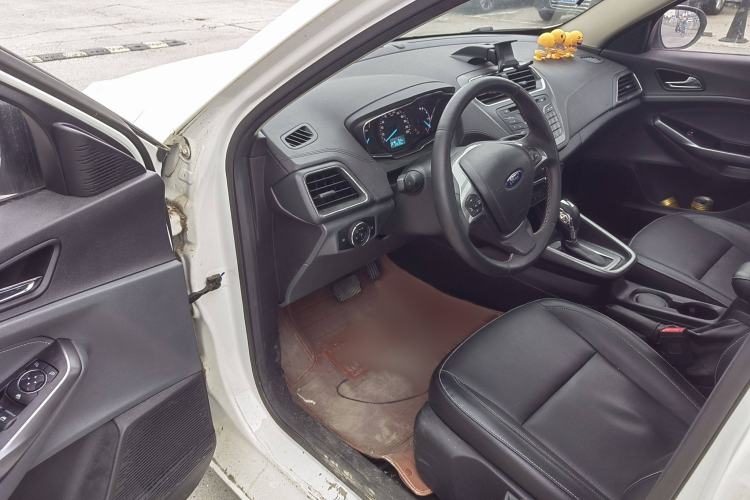 Used Ford Escort 2015 1.5L Automatic Comfort Edition