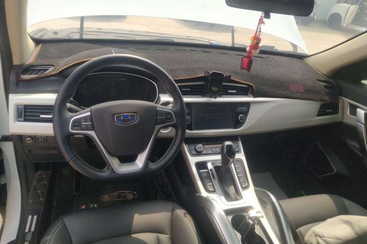 Used Geely Auto Emgrand X7 Sport 2018 1.8TD Automatic Two-Wheel Drive Smart Connect 4G Internet Edition