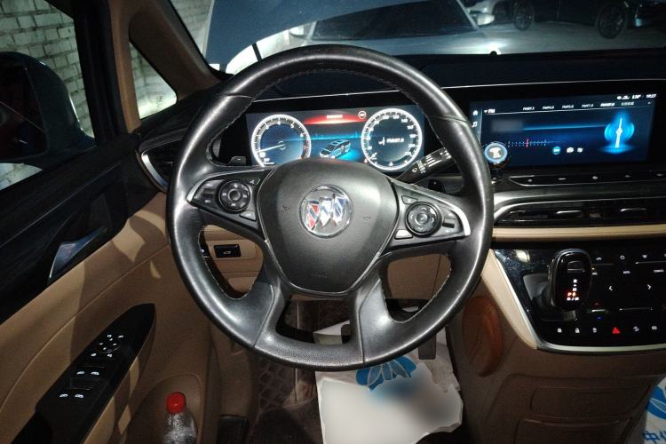Used Buick GL8 2020 ES Land Cruiser 653T Luxury Edition Steering Wheel