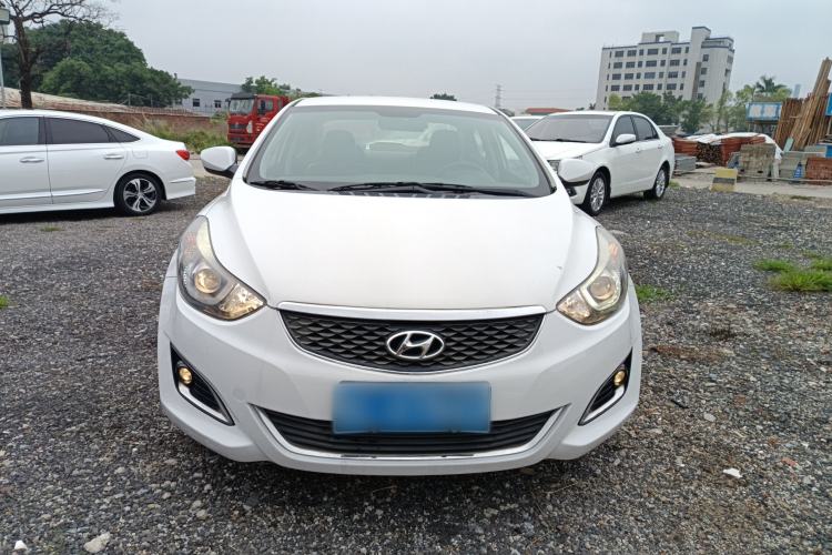 Used Hyundai Elantra (5th Generation / Langdong) 2016 1.6L Automatic Smart Version Front
