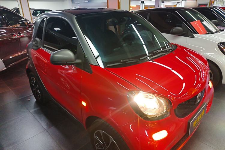 Used smart fortwo 2015 1.0L 52 kW Hardtop Passion Edition