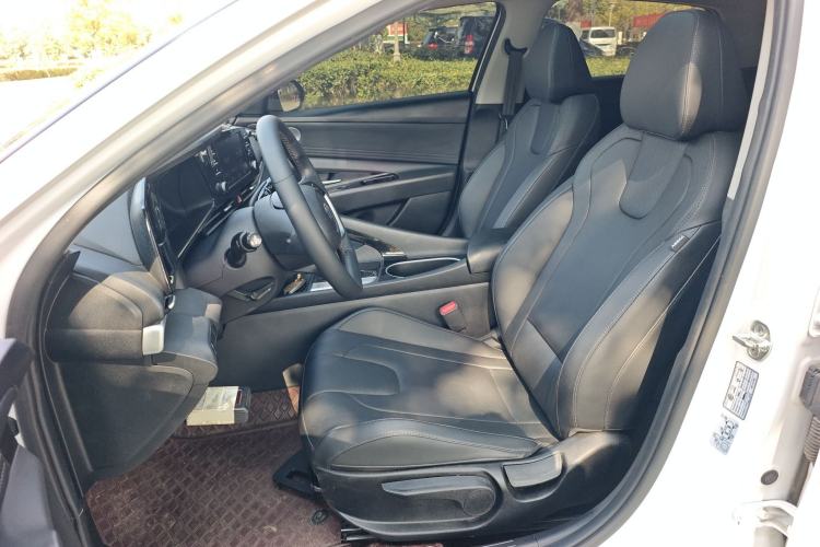 Used Hyundai Elantra 2022 1.5L CVT GLX Elite Edition
