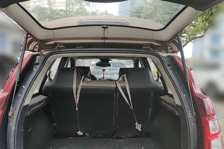 Used FORTHING Joyear XV 2015 1.6L CVT Luxury Model Trunk