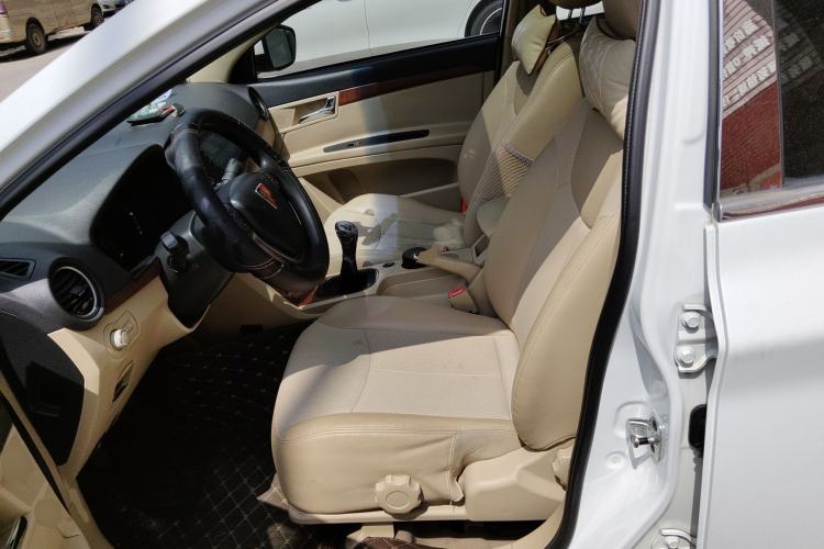 Used Roewe 350 2014 1.5L Manual Swift Edition