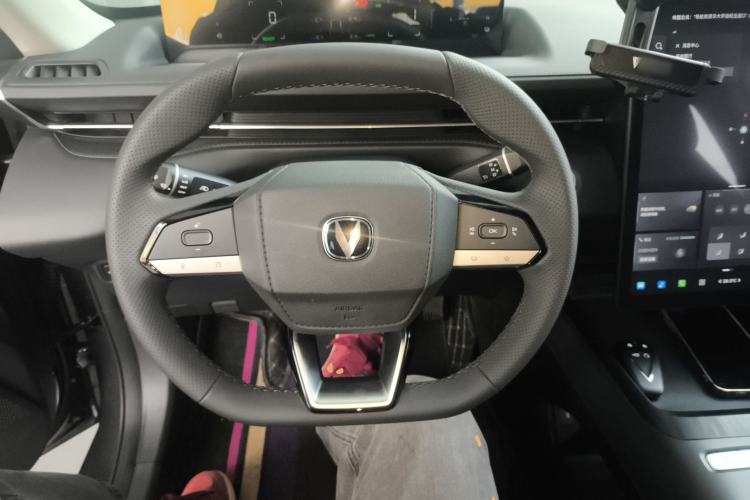 Used CHANGAN Eado PHEV 2025 Smart New Blue Whale 145KM High-Energy Edition
