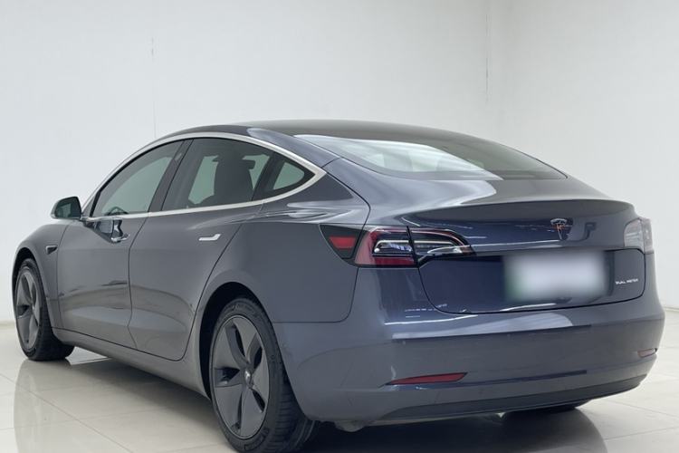 Used Tesla Model 3 2019 Long-Range All-Wheel-Drive Version
