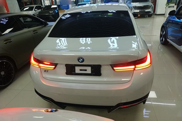 Used BMW i3 2022 eDrive 35 L
