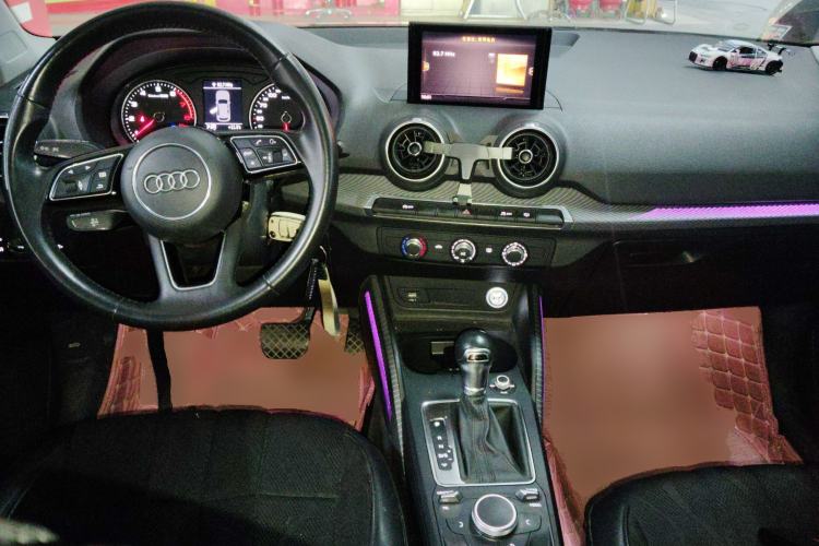 Used Audi Q2L 2018 35 TFSI Launch Exclusive Edition China VI
