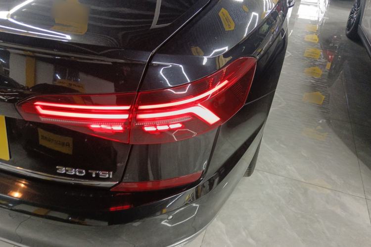 Used Volkswagen Passat 2020 Revised Version 330TSI Luxury Edition China VI Standard