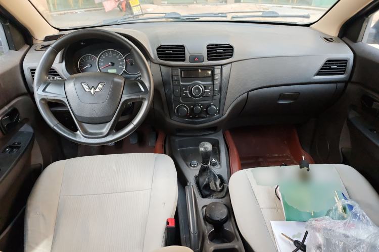 Used Wuling Hongguang 2015 1.5L S Basic Version China V Standard