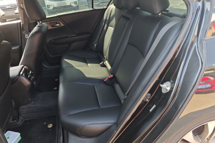 Used Honda Accord 2015 2.0L LX Comfort Edition Left Rear Seat