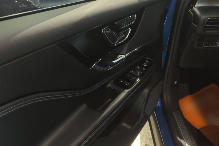 Used Lincoln Corsair 2022 2.0T Two-Wheel Drive Deluxe Edition