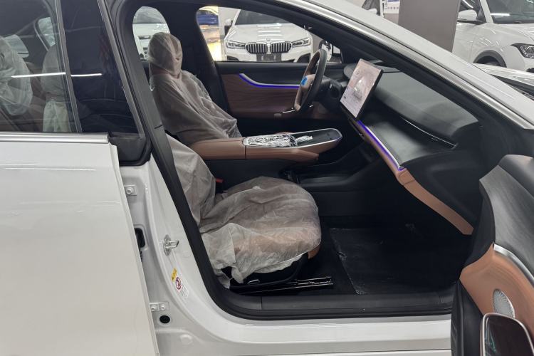 Used CHANGAN NEVO A07 2025 Range-Extended "True Fragrant" Edition 230 Flagship Model Interior 4