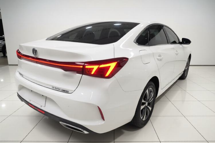 Used Changan Eado 2022 PLUS Blue Whale NE 1.4T GDI DCT Prestige Edition
