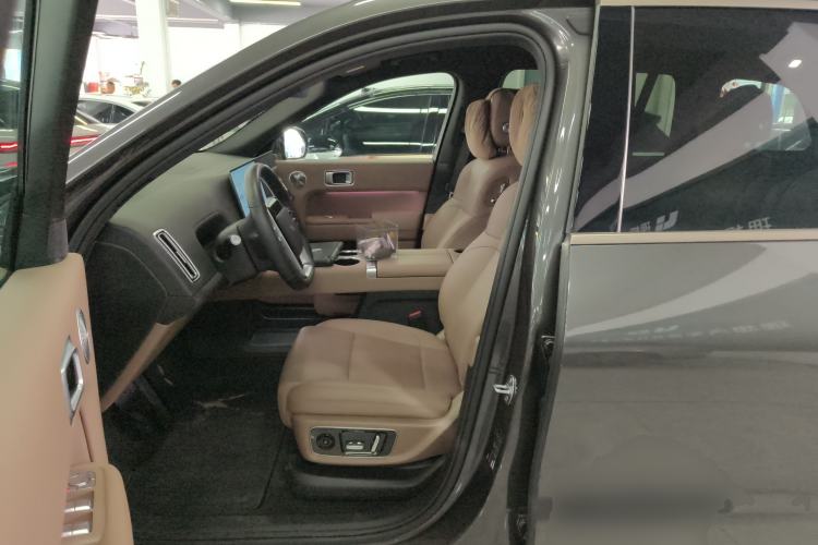 Used Li Auto L9 2025 Pro Smart Refreshed Edition
