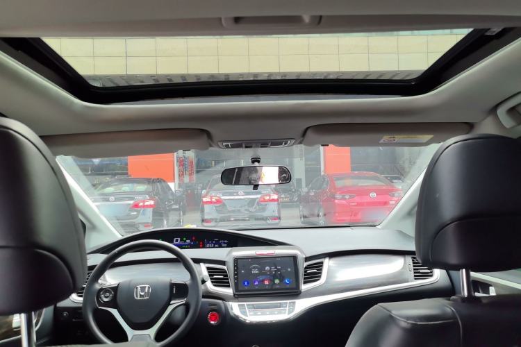 Used Honda Jade 2017 1.8L automatic Comfort version 5 seats