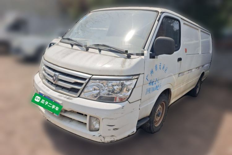 Used Jinbei Hiace 2018 2.0L Fifth-Generation Box Truck Standard Roof 2 Seats 4G21C