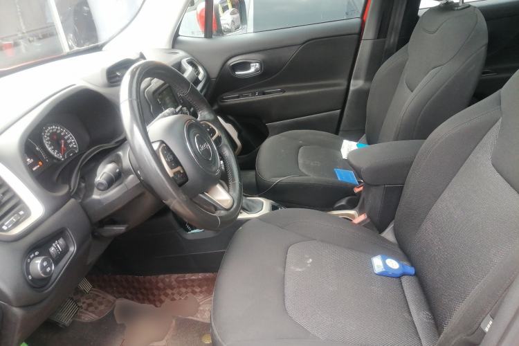 Used Jeep Renegade 2017 180TS Automatic Four-Wheel Drive Superior Edition
