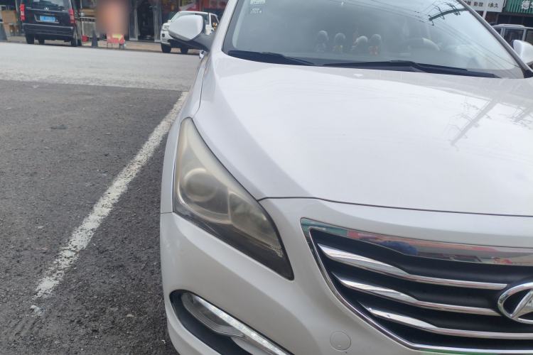 Used Hyundai Mistra 2016 1.8L Automatic Smart GLS Right Front Headlight