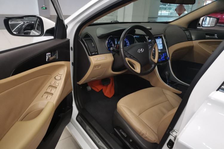 Used Hyundai Sonata 2013 2.0L Automatic Prestige Edition Driver Seat