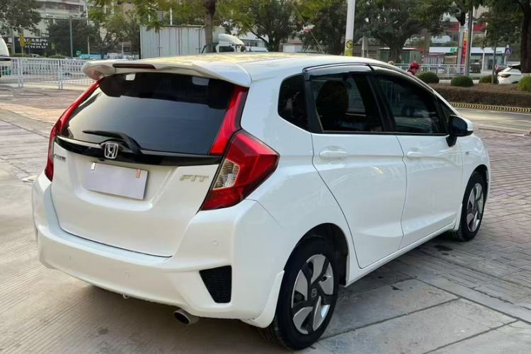 Used Honda Fit 2016 1.5L LX CVT Comfort Model Exterior 4