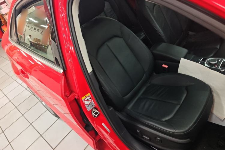 Used Audi A3 2015 Limousine 35 TFSI Millionth Anniversary Comfort Model
