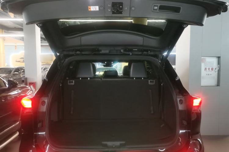 Used Toyota Crown Kluger 2024 2.5L HEV Four-Wheel Drive Premium Edition Trunk